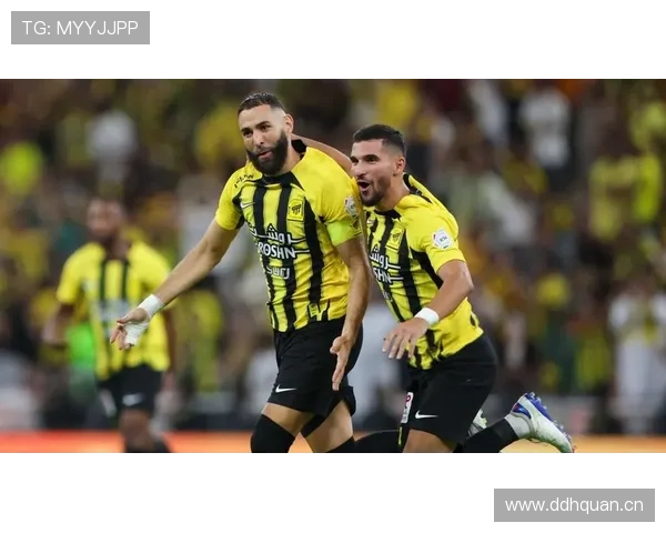 本泽马后期射门转化率偏移对阵卢卡库体系分散倾向