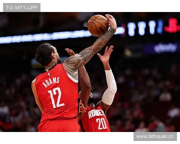 阿里纳斯通过挡拆拉开进攻空间显著提升球队关键分数贡献